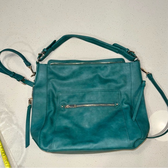Urban Expressions Taryne Hobo Green Shoulder Bag - Picture 5 of 8
